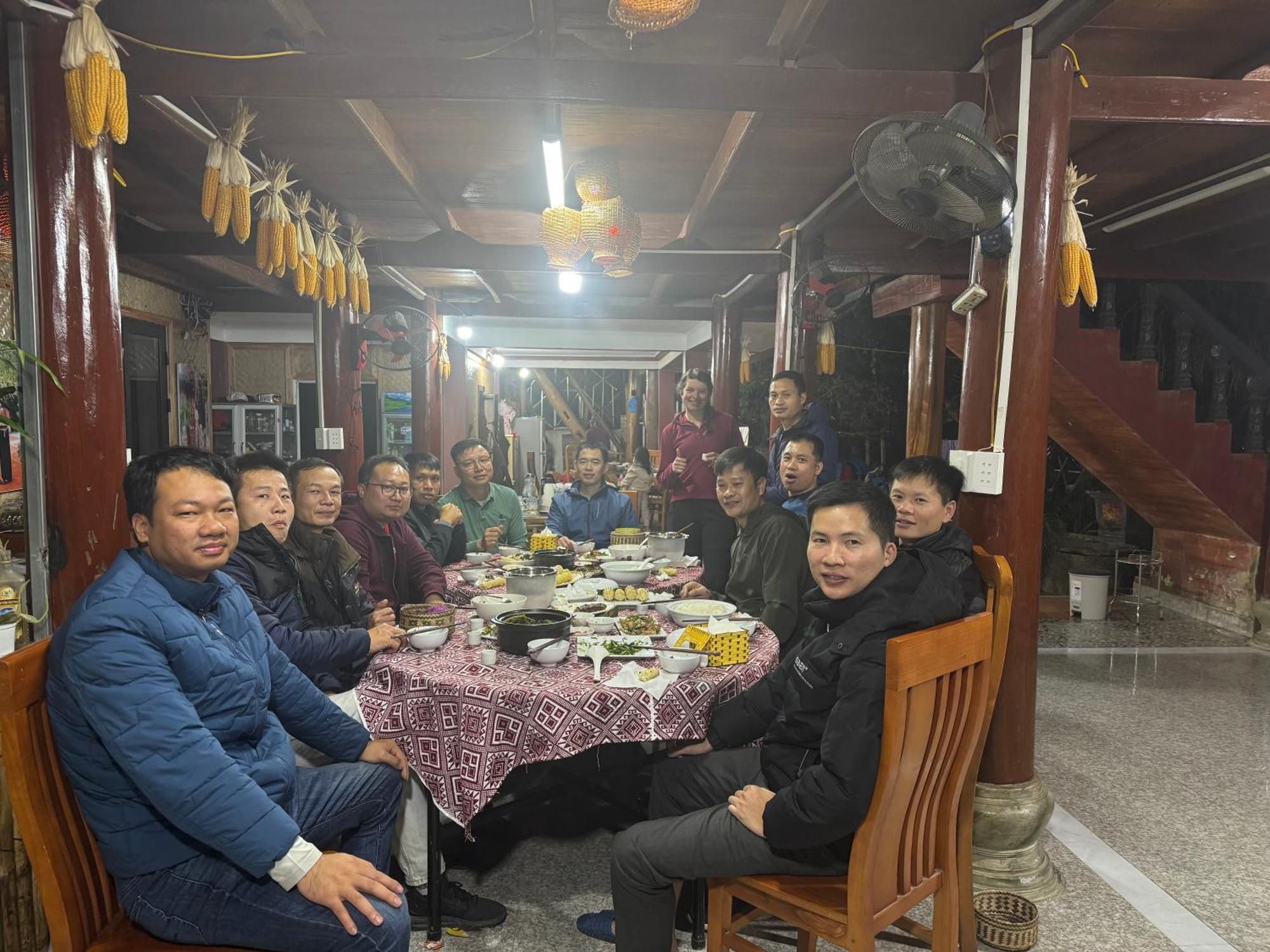 Minh Ngoc Homestay Dien Bien Phu Ban Him Lom Екстер'єр фото