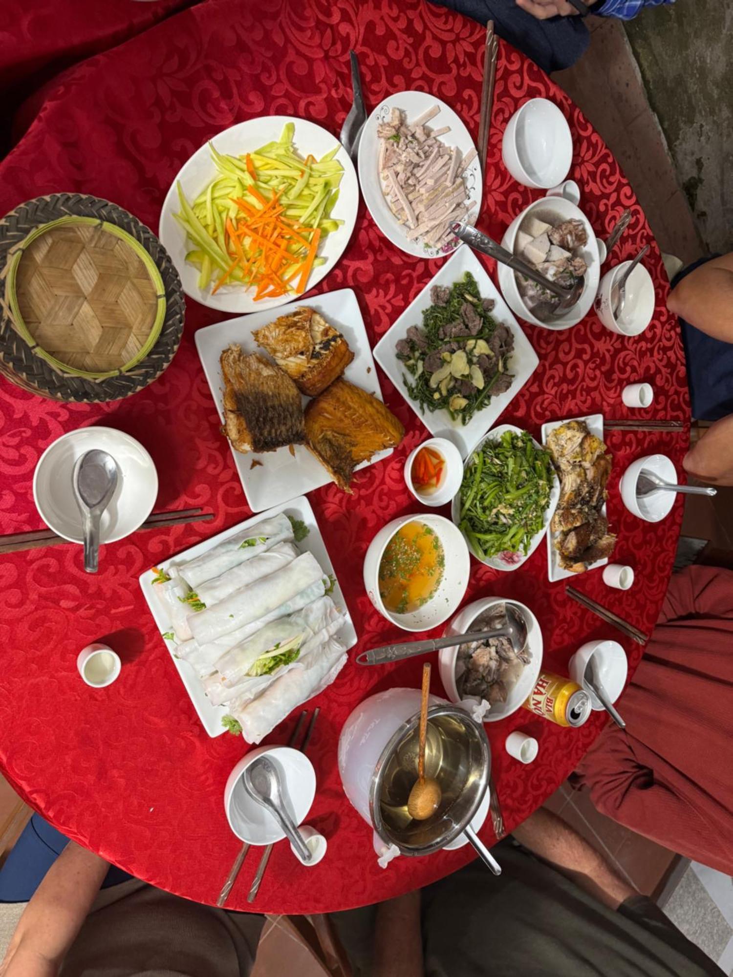 Minh Ngoc Homestay Dien Bien Phu Ban Him Lom Екстер'єр фото